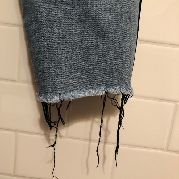 Guess High Rise Jeans - Picture 6 of 7